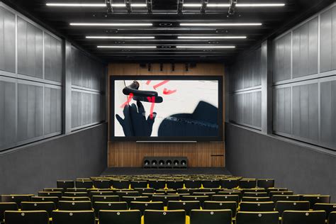 fondazione prada cinema nel weekend|CINEMA GODARD .